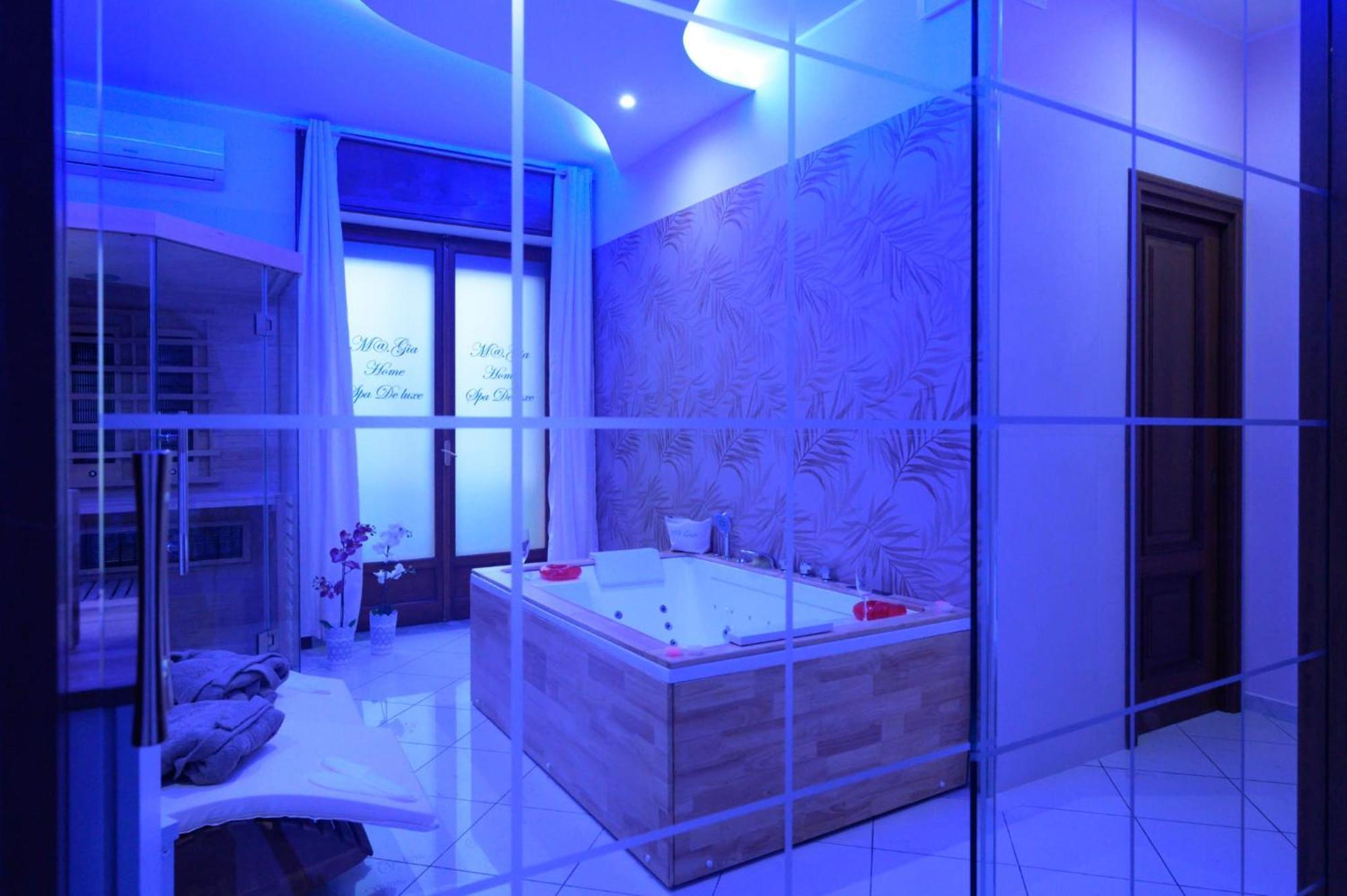 La Magia Relax Apartment Salerno Ngoại thất bức ảnh